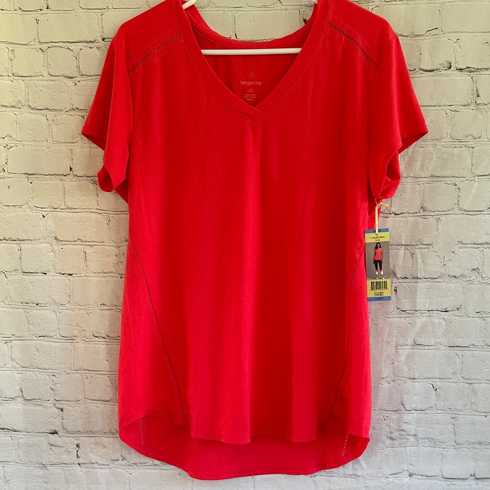 Tangerine NWT Coral V-Neck Active Short Sleeve Tee-women owned company